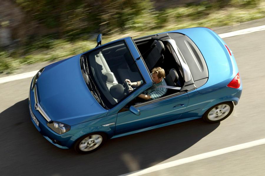  Opel Tigra Twin Top 2004 года  (фото 74 из 142)